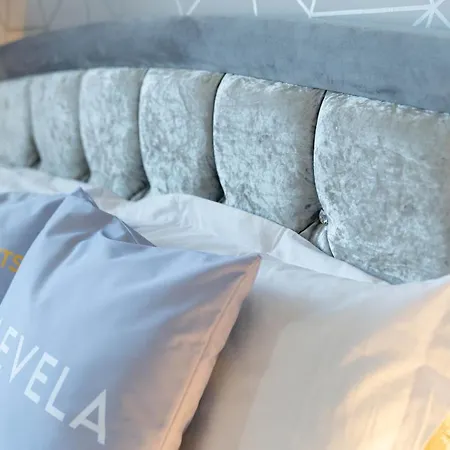 Maevela Apartments: Cube View City Centre With Balcony Apartment Birmingham